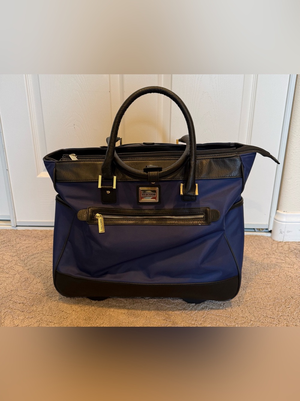 Kenneth Cole Reaction Blue and Black Wheeled Briefcase Underseat Carryon Bag
